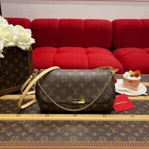 Authentic Louis Vuitton FAVORITE Bag